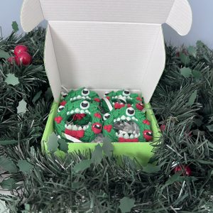 Кутия със страшни коледни играчки за елха - Коледен Венец - Image 2