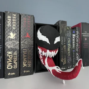 3D принтиран кът за книги Venom – ръчно рисуван и изключителен декор за колекционери и фенове на комикси.