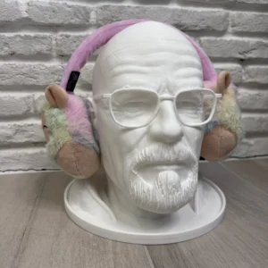 Профилен изглед на Heisenberg стойка за слушалки – детайлно 3D принтиране.