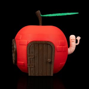 Ябълкова къща на черен фон